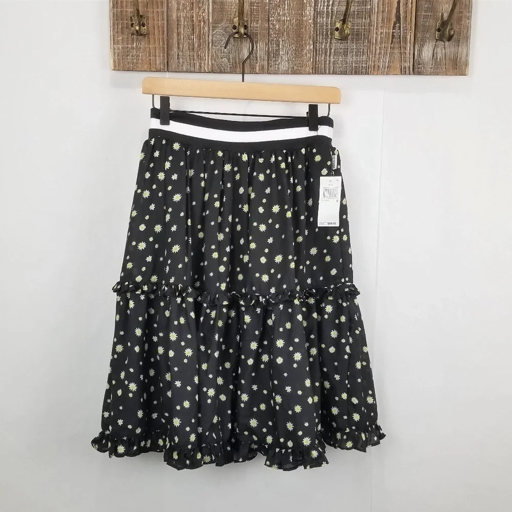 Nicopanda Skirt Women's Small Black Dainty Floral Tiered Ruffle Knee Length - Picture 3 of 7